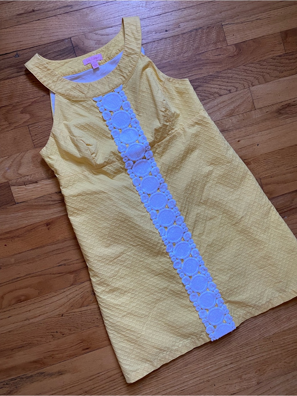 Lilly Pulitzer Yellow minidress with lace 60s style ALine summer dress